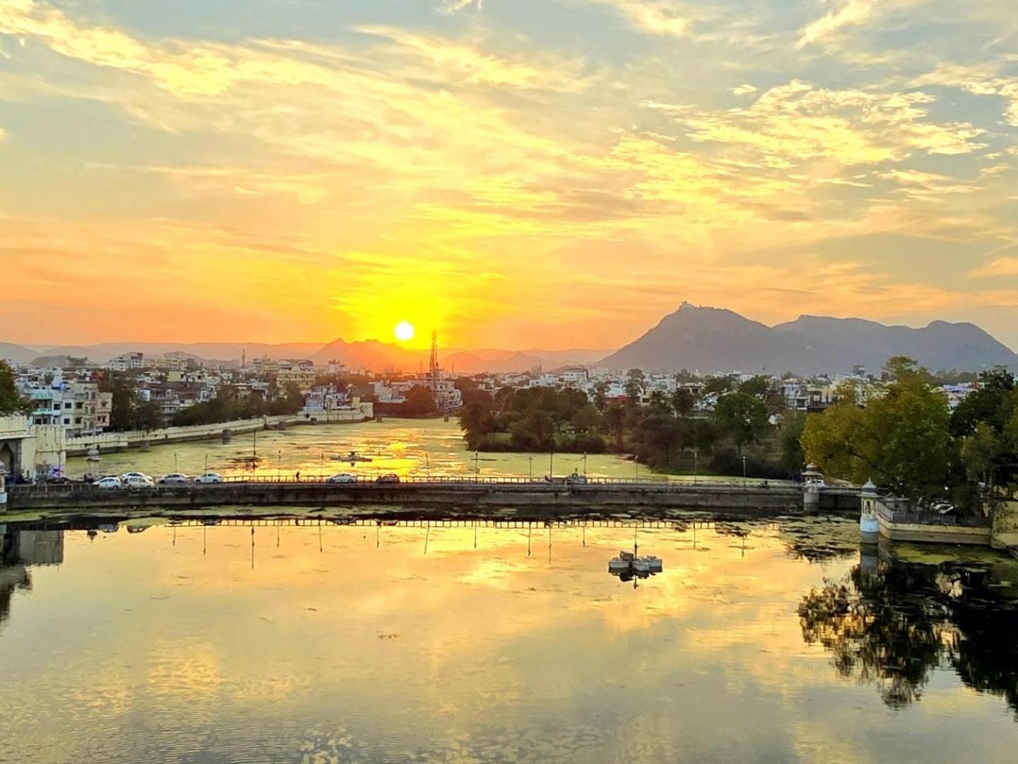 Antariksh Hotel Udaipur Exterior foto